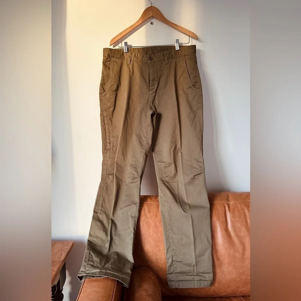 The North Face olive Pants - Size 34W/32L - men’s sprag 5-pocket pants - Picture 4 of 6